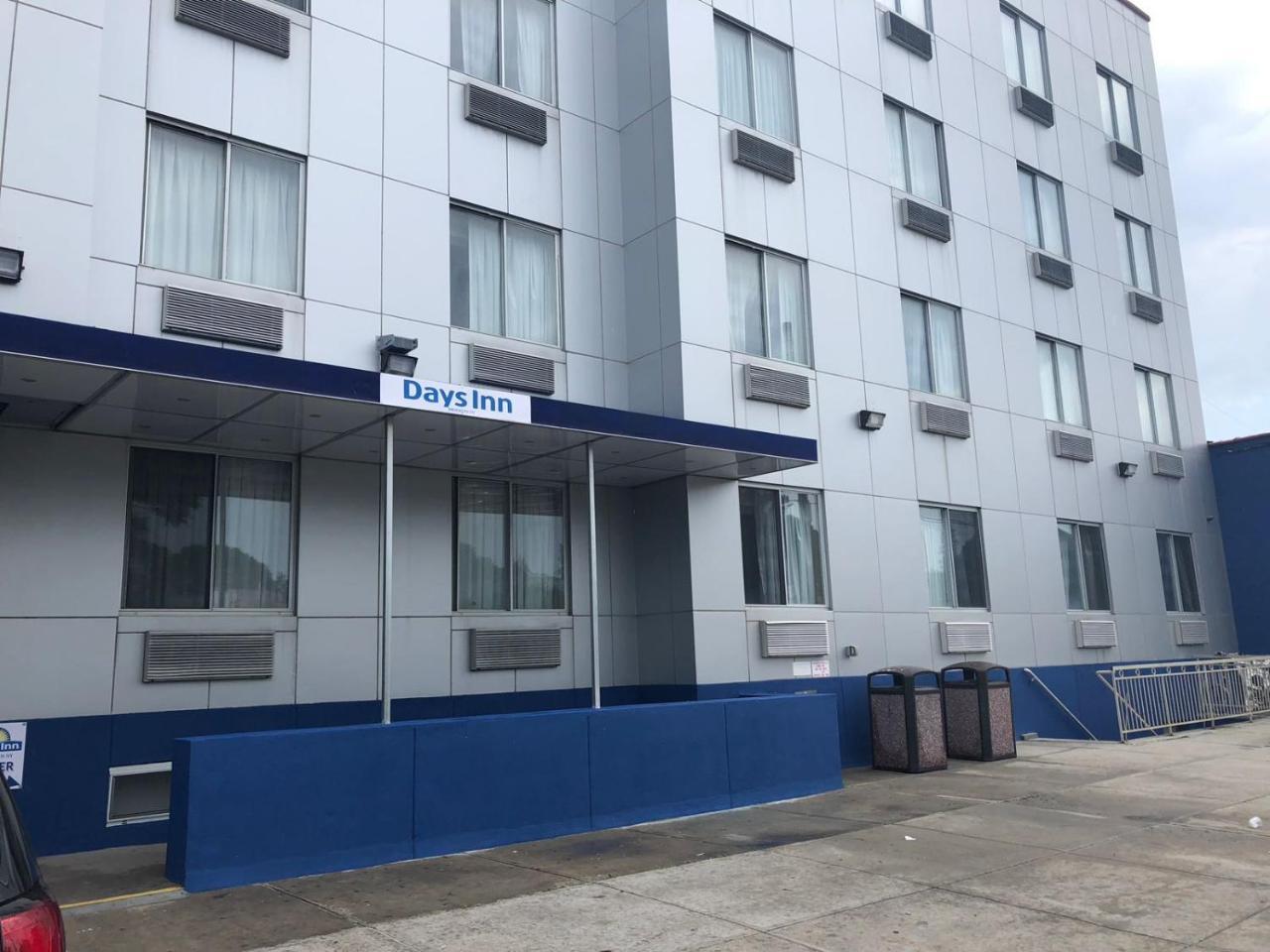 Days Inn By Wyndham Brooklyn Borough Park Νέα Υόρκη Εξωτερικό φωτογραφία