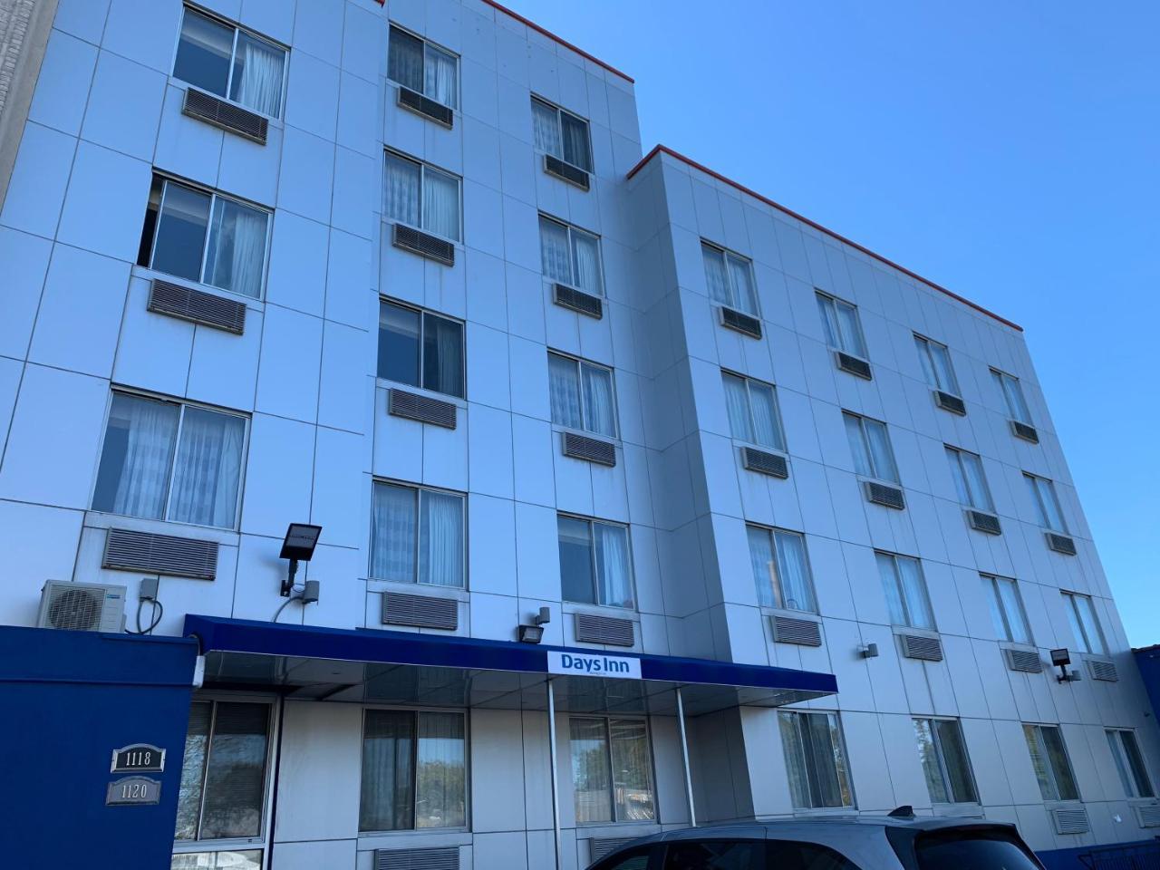 Days Inn By Wyndham Brooklyn Borough Park Νέα Υόρκη Εξωτερικό φωτογραφία