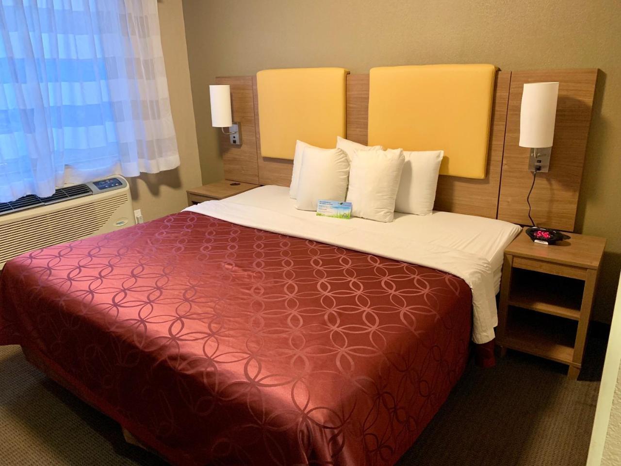 Days Inn By Wyndham Brooklyn Borough Park Νέα Υόρκη Εξωτερικό φωτογραφία